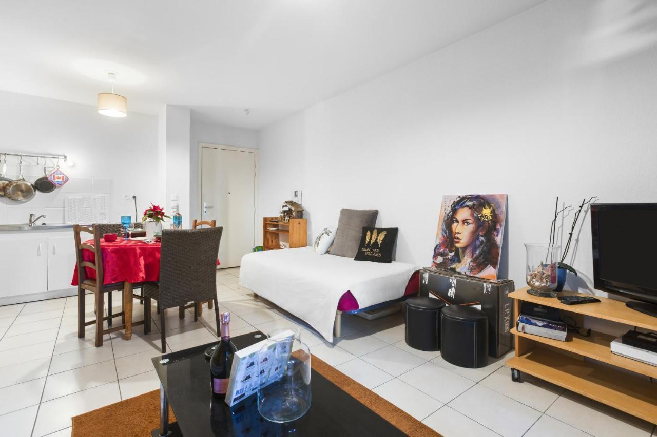 Appartement Zen Cogolin Extérieur photo